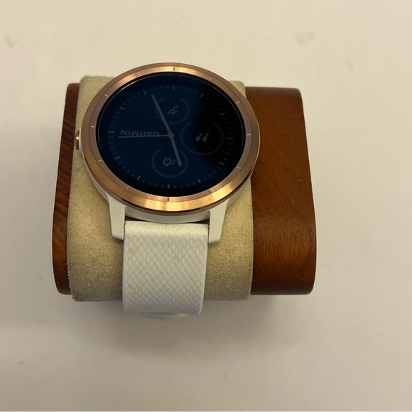 Sold Garmin Vivoactive 3, excellent, tested, rare color - Picture 3 of 6